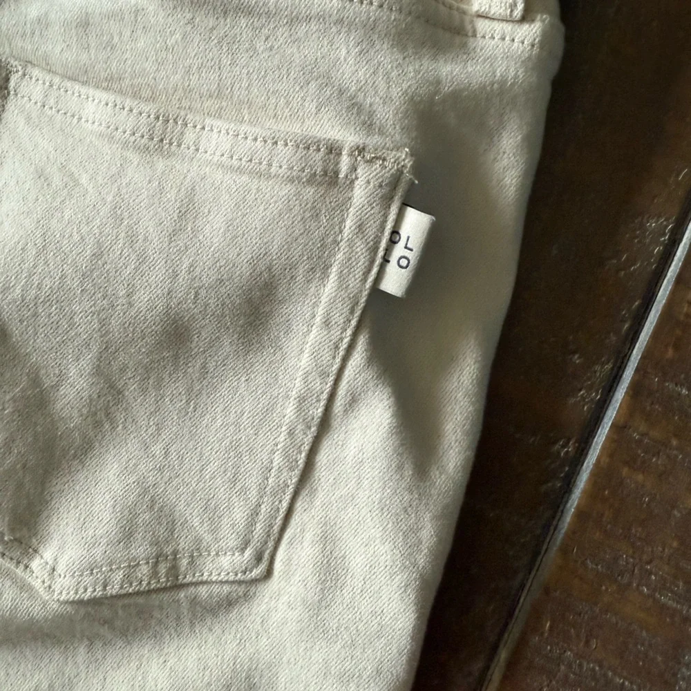 Oliver Logan Ecru Wide Leg Cropped Pants - Picture 11 of 11